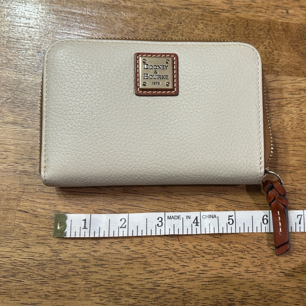 Dooney & Bourke Beige Leather Zip Wallet